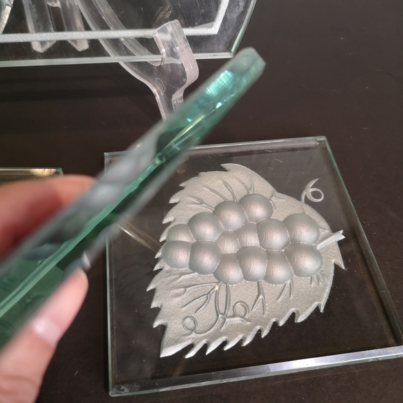 3 for$15 Lot Of 4, Clear Glass Coasters Etched Silver Grapes & Matching Cheese - Picture 3 of 9